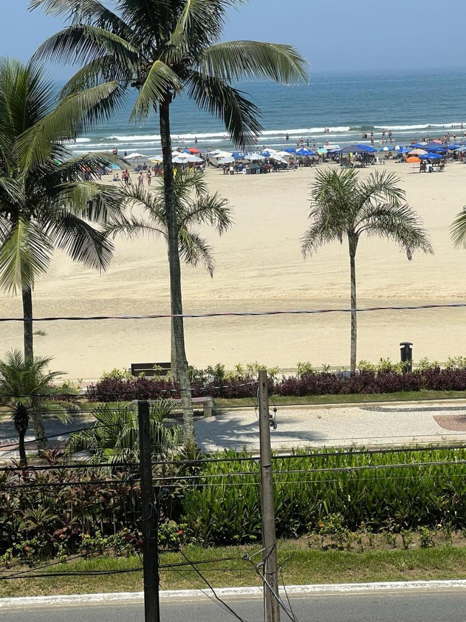Guilhermina Pe Na Areia Vista Mar Praia Grande  Exteriér fotografie